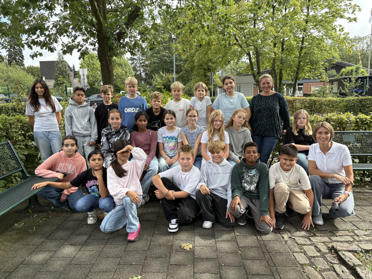 IMG_5794 Das Bild zeigt eine 5. Klasse